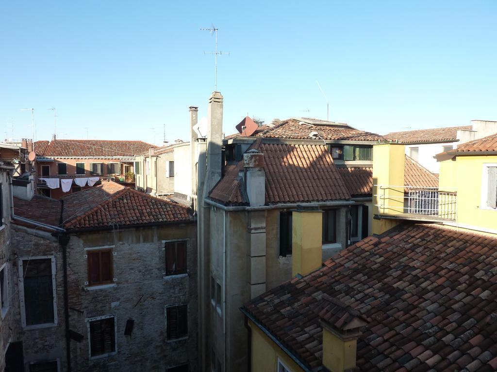 Casa Corte Delle Ancore Венеция Номер фото