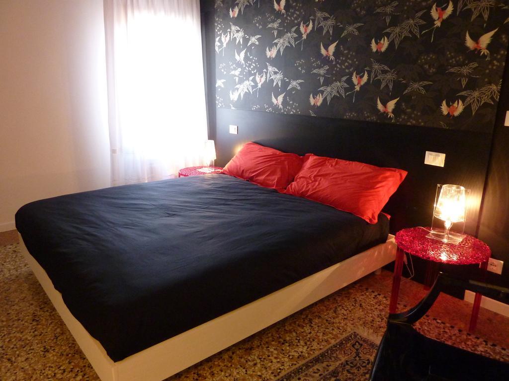 Casa Corte Delle Ancore Венеция Номер фото